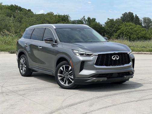 2022 INFINITI QX60 Luxe