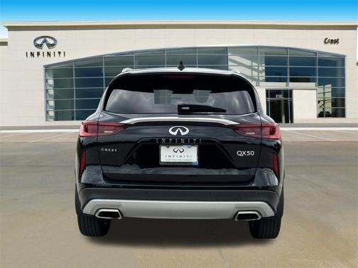2023 INFINITI QX50 Luxe
