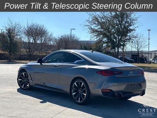2022 INFINITI Q60 LUXE
