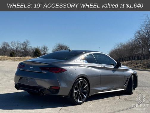 2022 INFINITI Q60 LUXE