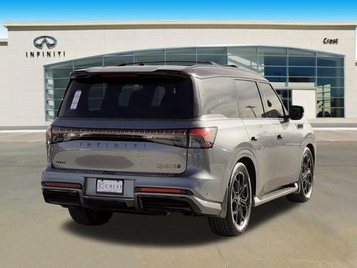 2026 INFINITI QX80 SPORT