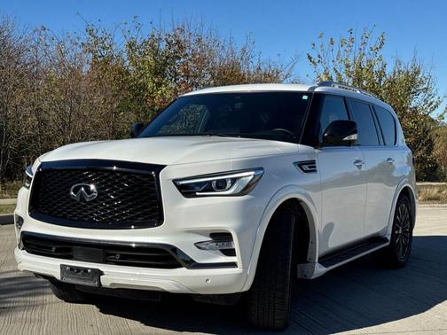 2024 INFINITI QX80 SENSORY