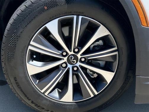 2023 INFINITI QX60 Pure