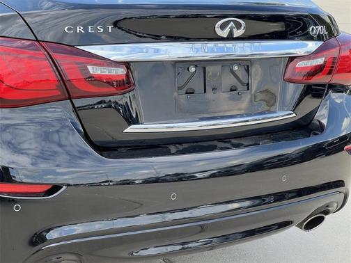 2017 INFINITI Q70L 3.7