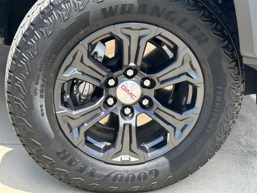 2024 GMC Canyon Elevation