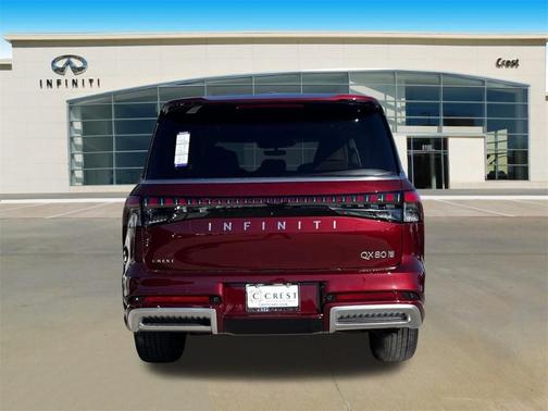 2025 INFINITI QX80 Luxe