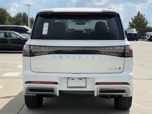 2026 INFINITI QX80 PURE