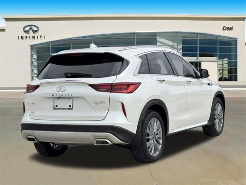 2025 INFINITI QX50 Luxe