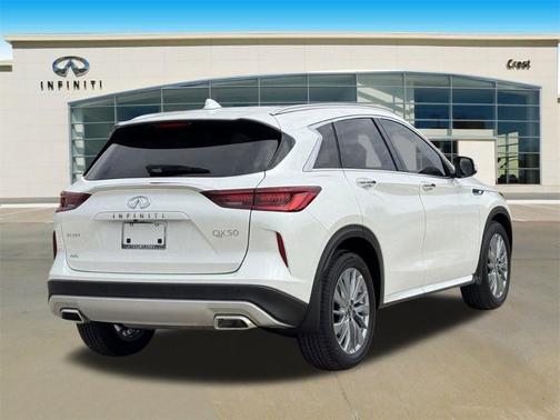 2025 INFINITI QX50 Luxe