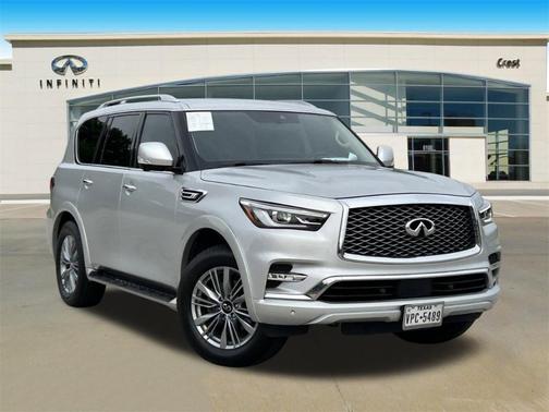 2022 INFINITI QX80 Luxe