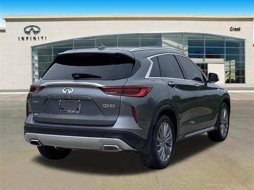 2024 INFINITI QX50 Luxe