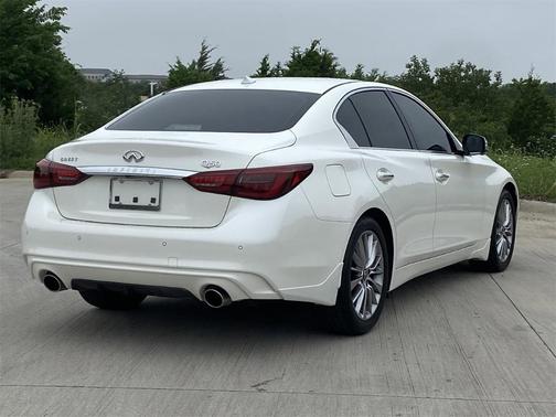 2024 INFINITI Q50 LUXE
