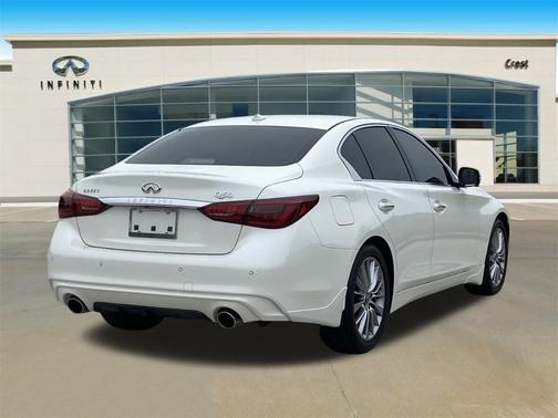 2024 INFINITI Q50 LUXE