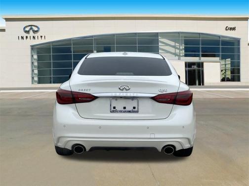 2024 INFINITI Q50 LUXE