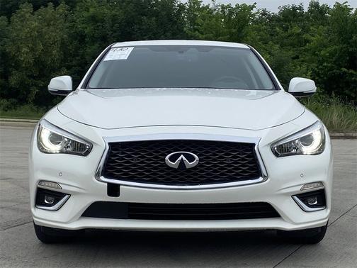 2024 INFINITI Q50 LUXE