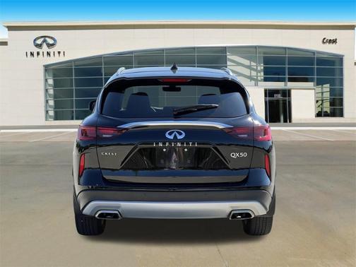 2023 INFINITI QX50 Luxe