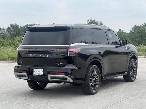 2025 INFINITI QX80 PURE