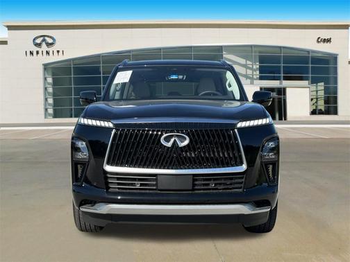 2025 INFINITI QX80 PURE