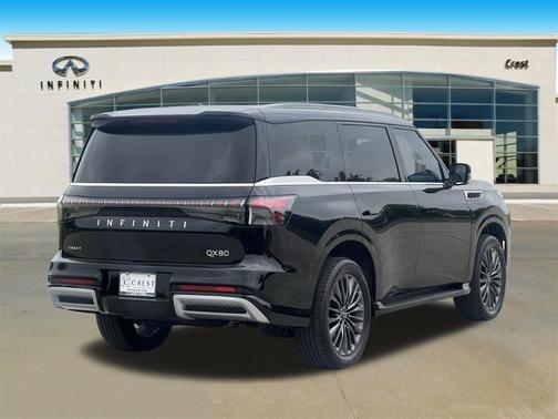 2025 INFINITI QX80 PURE