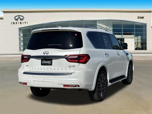 2024 INFINITI QX80 SENSORY
