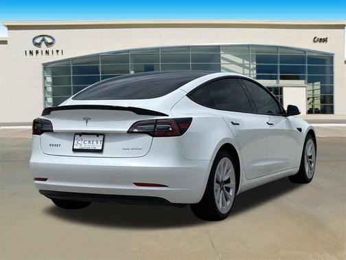 2022 Tesla Model 3 Long Range