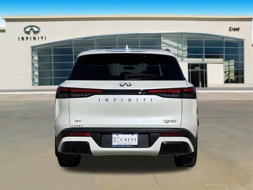 2025 INFINITI QX60 Luxe