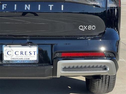 2025 INFINITI QX80 Luxe
