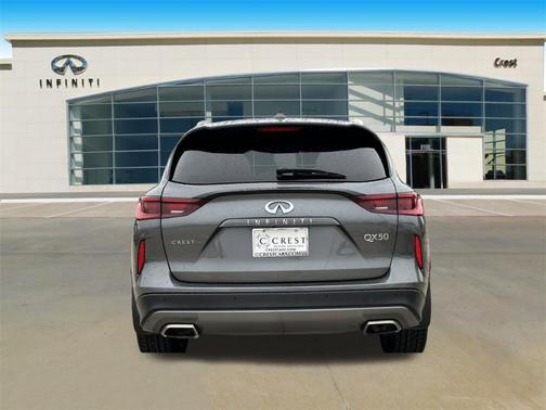 2022 INFINITI QX50 Luxe