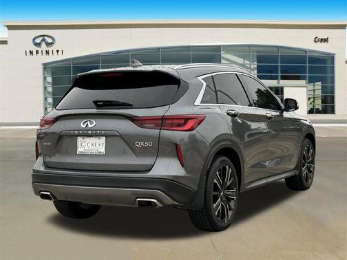2022 INFINITI QX50 Luxe