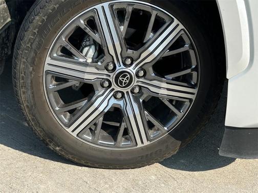 2024 Toyota Sequoia