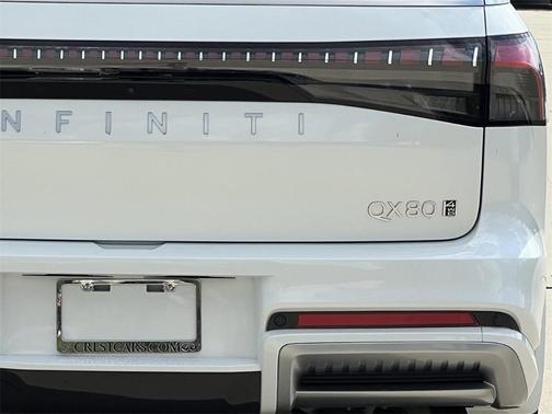 2026 INFINITI QX80 PURE