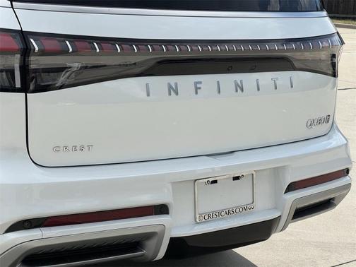 2026 INFINITI QX80 PURE