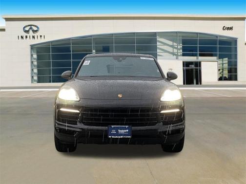 2022 Porsche Cayenne