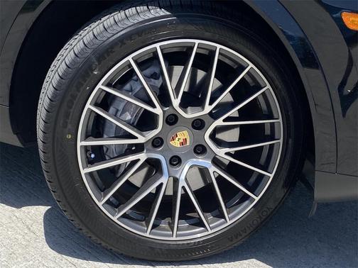2022 Porsche Cayenne