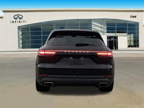 2022 Porsche Cayenne