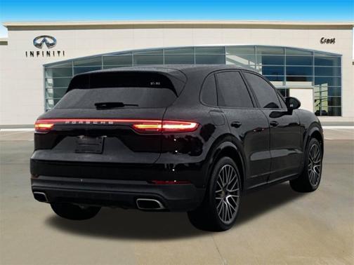 2022 Porsche Cayenne