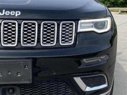 2018 Jeep Grand Cherokee Summit