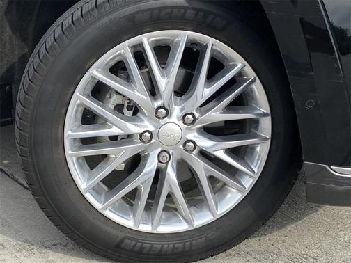 2018 Jeep Grand Cherokee Summit