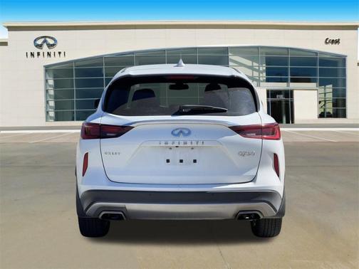 2022 INFINITI QX50 Pure