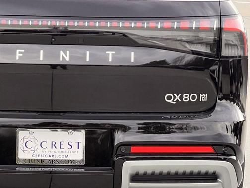 2026 INFINITI QX80 Luxe