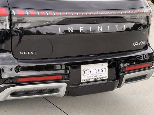 2026 INFINITI QX80 Luxe