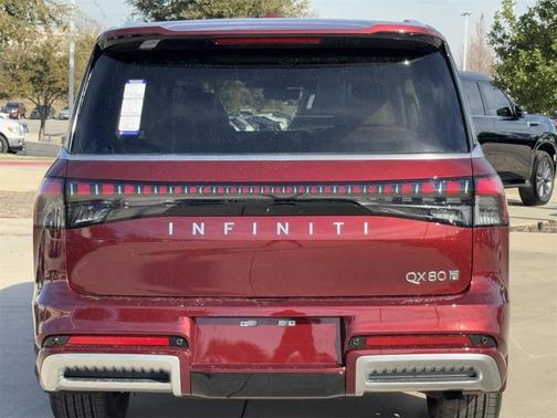 2025 INFINITI QX80 SENSORY