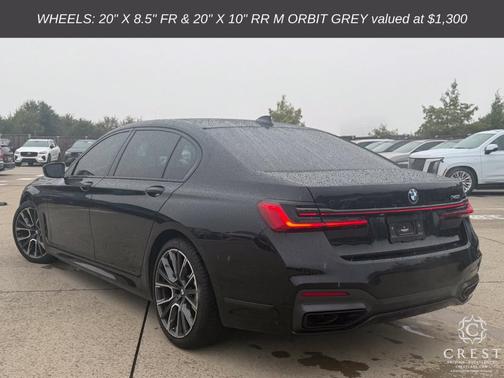 Black Sapphire Metallic 2022 BMW 740 i