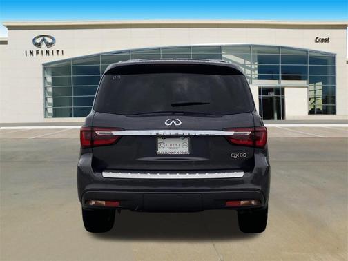 2023 INFINITI QX80 SENSORY
