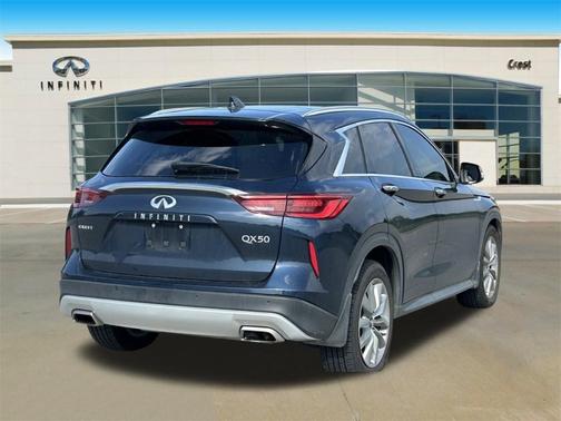 2022 INFINITI QX50 Luxe