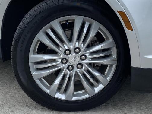 2018 Cadillac XT5 Premium Luxury
