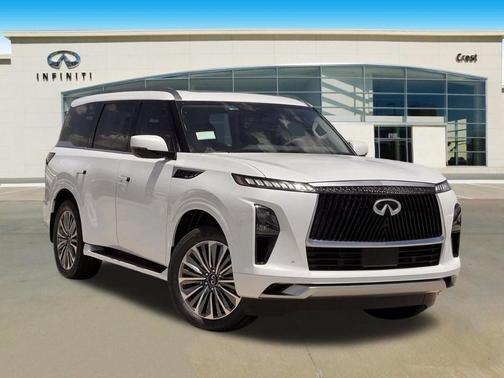 Radiant White 2026 INFINITI QX80 Luxe