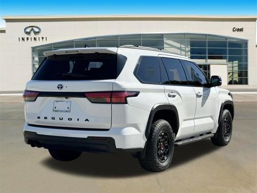 2023 Toyota Sequoia 