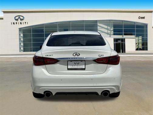 2024 INFINITI Q50 LUXE