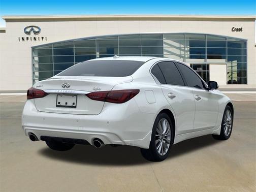 2024 INFINITI Q50 LUXE